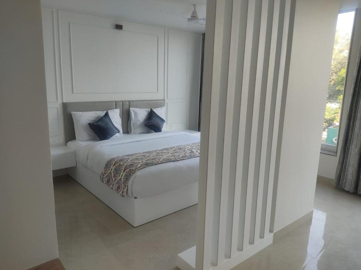 Hotel Mumbai House Express Udaipur Exterior photo