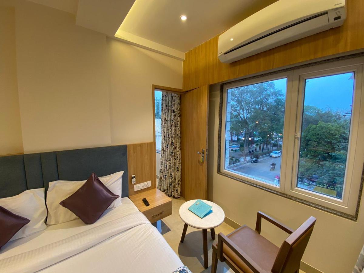 Hotel Mumbai House Express Udaipur Exterior photo