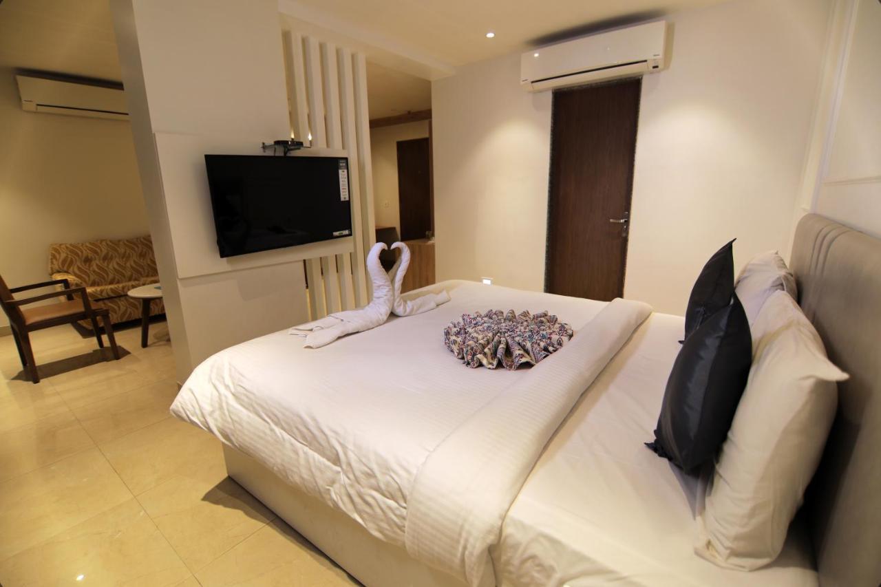 Hotel Mumbai House Express Udaipur Exterior photo